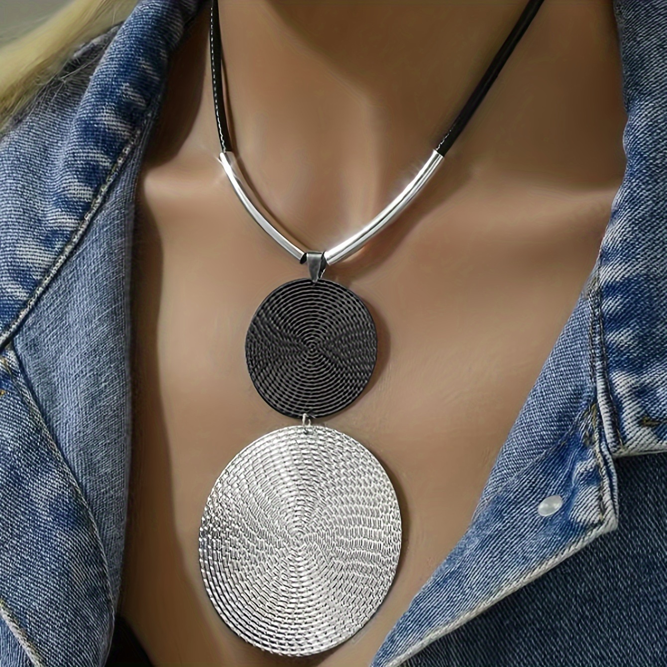 Exaggerated Geometric Pendant Retro Necklace